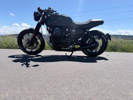 Moto Guzzi V7 Cafe Racer Umbau