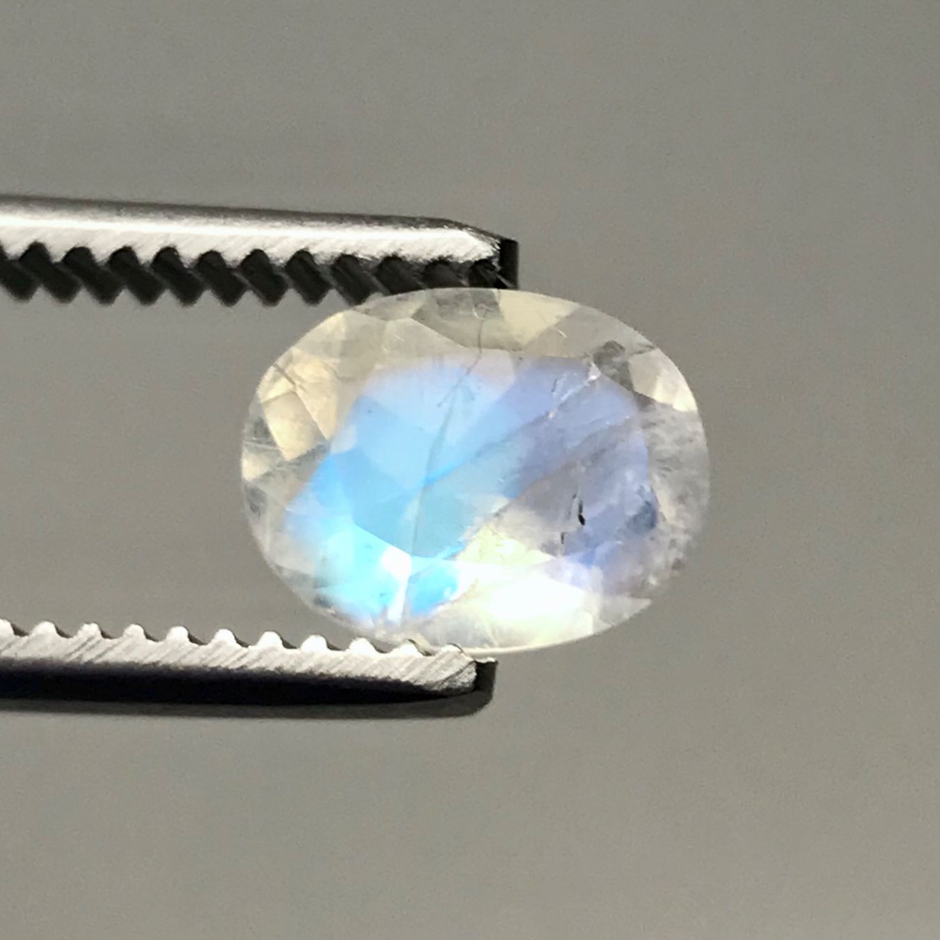 Pietre preziose: Regenbogen Mondstein, 1.6 Karat, weisser Labradorit – Nuovo (secondo la descrizione) da Biel venduto da djvalbnc 3