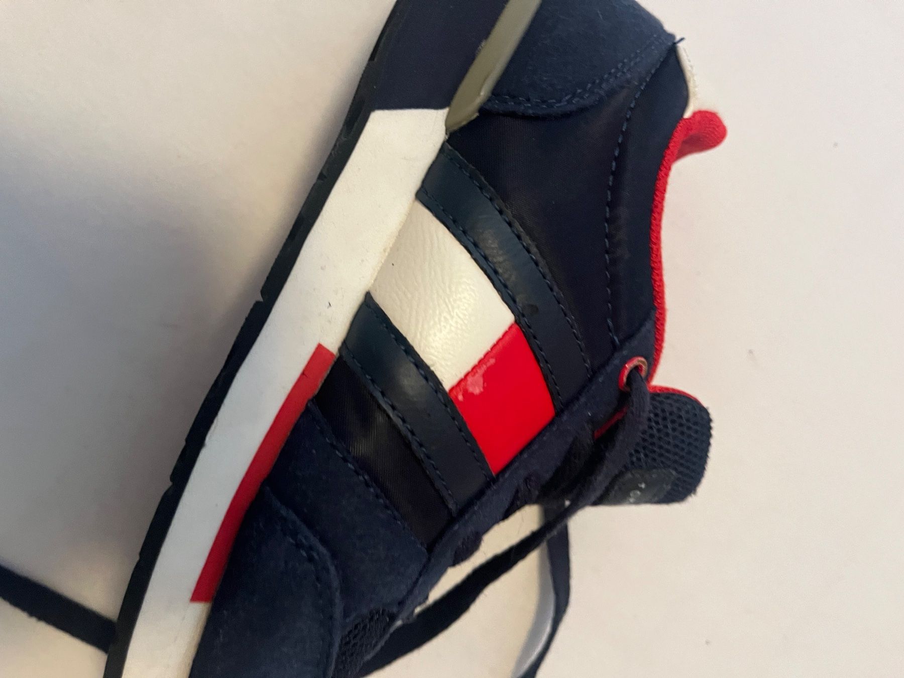 Tommy Hilfiger Scarpe per ragazzi: Tomyhilfiger Turnschuhe Gr. 33! – Nuovo (secondo la descrizione) da Baden venduto da Sandra148 9