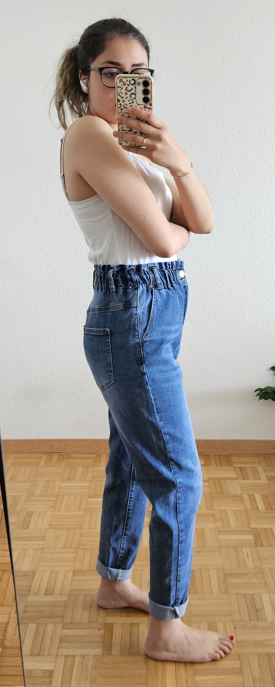 Jeans: Pantalon jean très confortable  – Neu (gemäss Beschreibung) aus Nyon von nay_y72c 1
