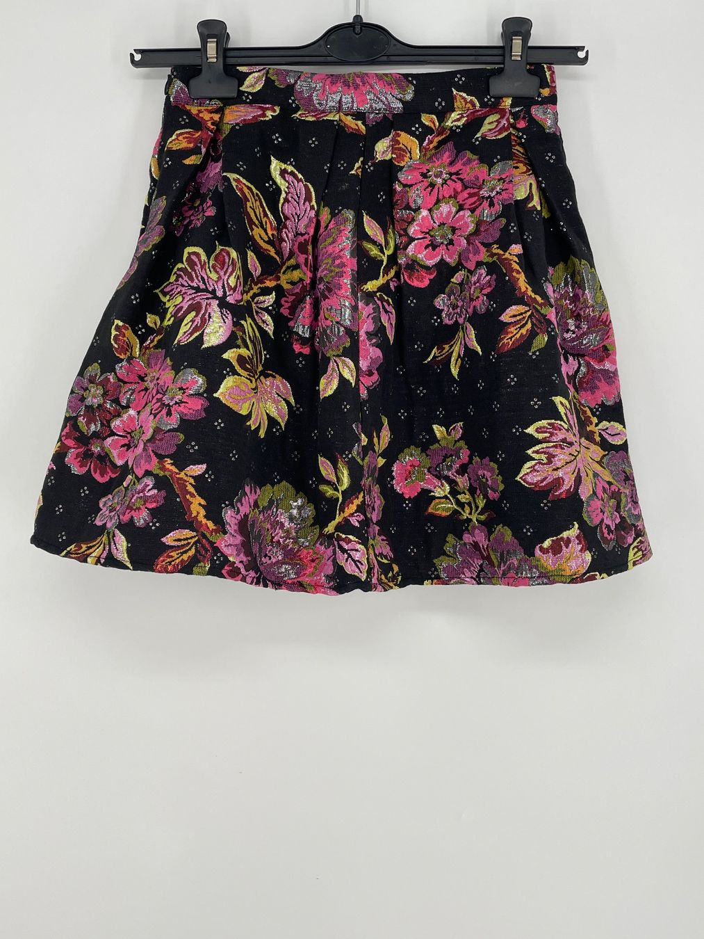 Vestiti & Gonne: Rock mit Blumenmuster, Gr. 158 von name it – Usato da Auenstein venduto da moin. 1