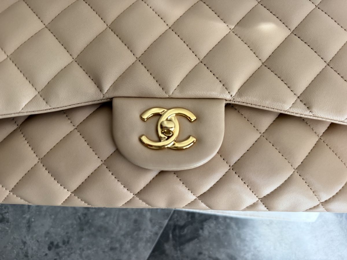 Chanel Sacs femmes: Chanel classic maxi flap – Neuf (Voir description) à Paradiso par Under_sun 6