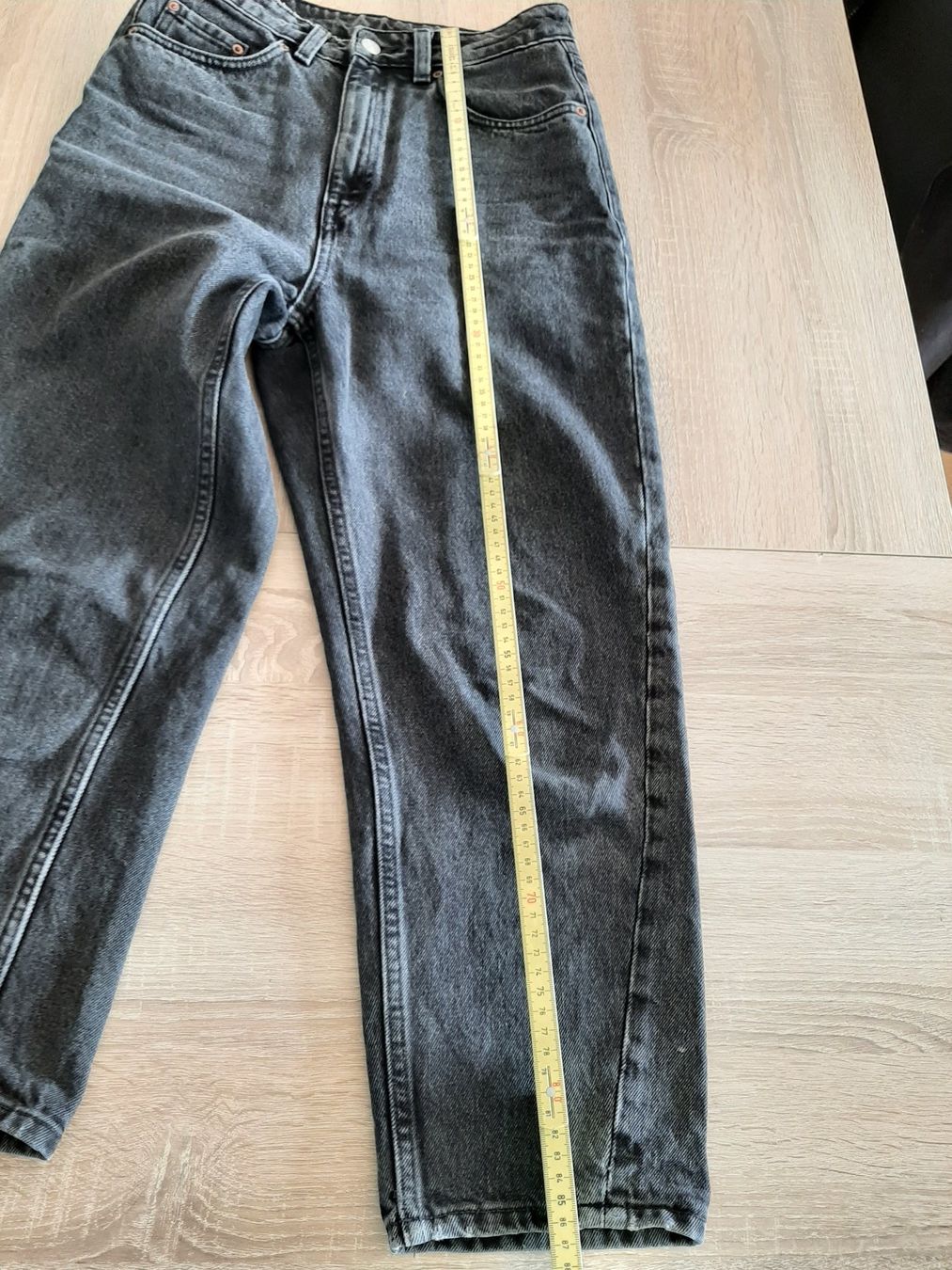 Weekday Jeans: WEEKDAY Jeans dunkelschwarz, Grösse 26/26 – Usato da Menziken venduto da Rien1 3