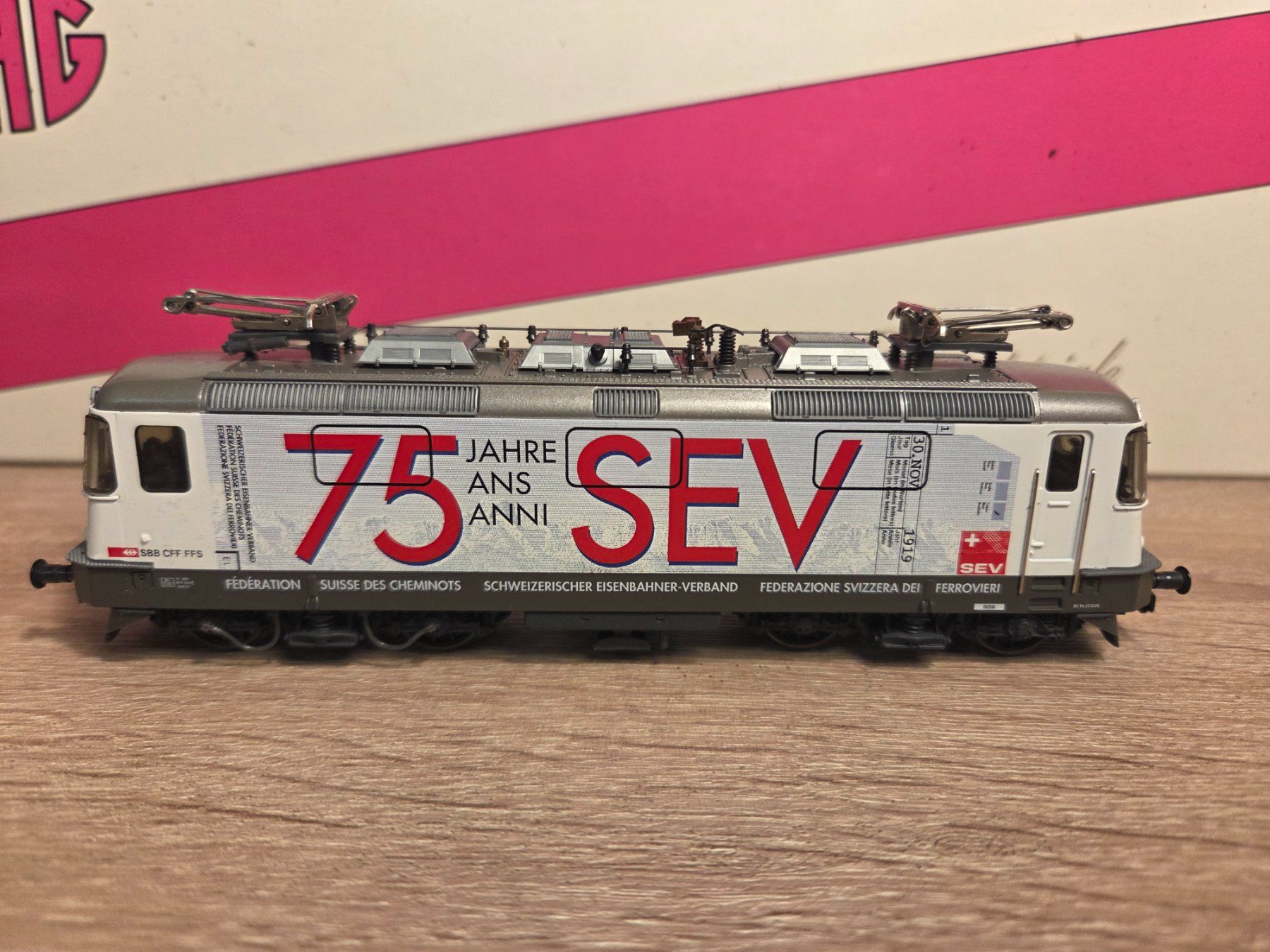 Hag Modellini di ferrovie: Hag 088 E-Lok Re 4/4" SEV SBB H0 – Usato da St-Aubin-Sauges venduto da Lo_Go
