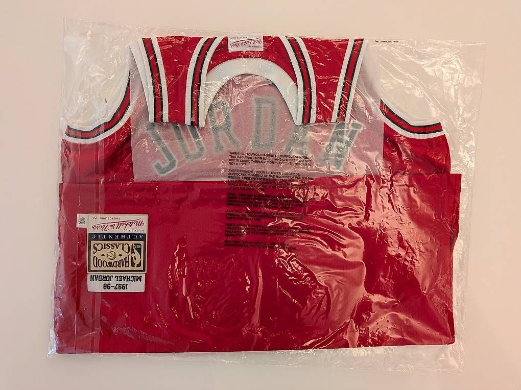 Mitchell & Ness Canottiere & Pantaloni: Michael Jordan, Bulls, 1997-98, Mitchell & Ness – Nuovo e nell'imballaggio originale da Ormalingen venduto da Rune86 1