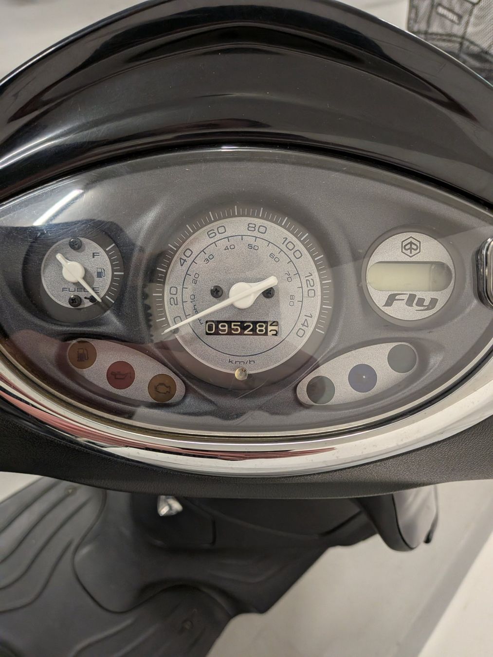 Piaggio Scooters: PIAGGIO Fly 125 i.e. 3V – Gebraucht aus Schlieren von bed_8lp7 9