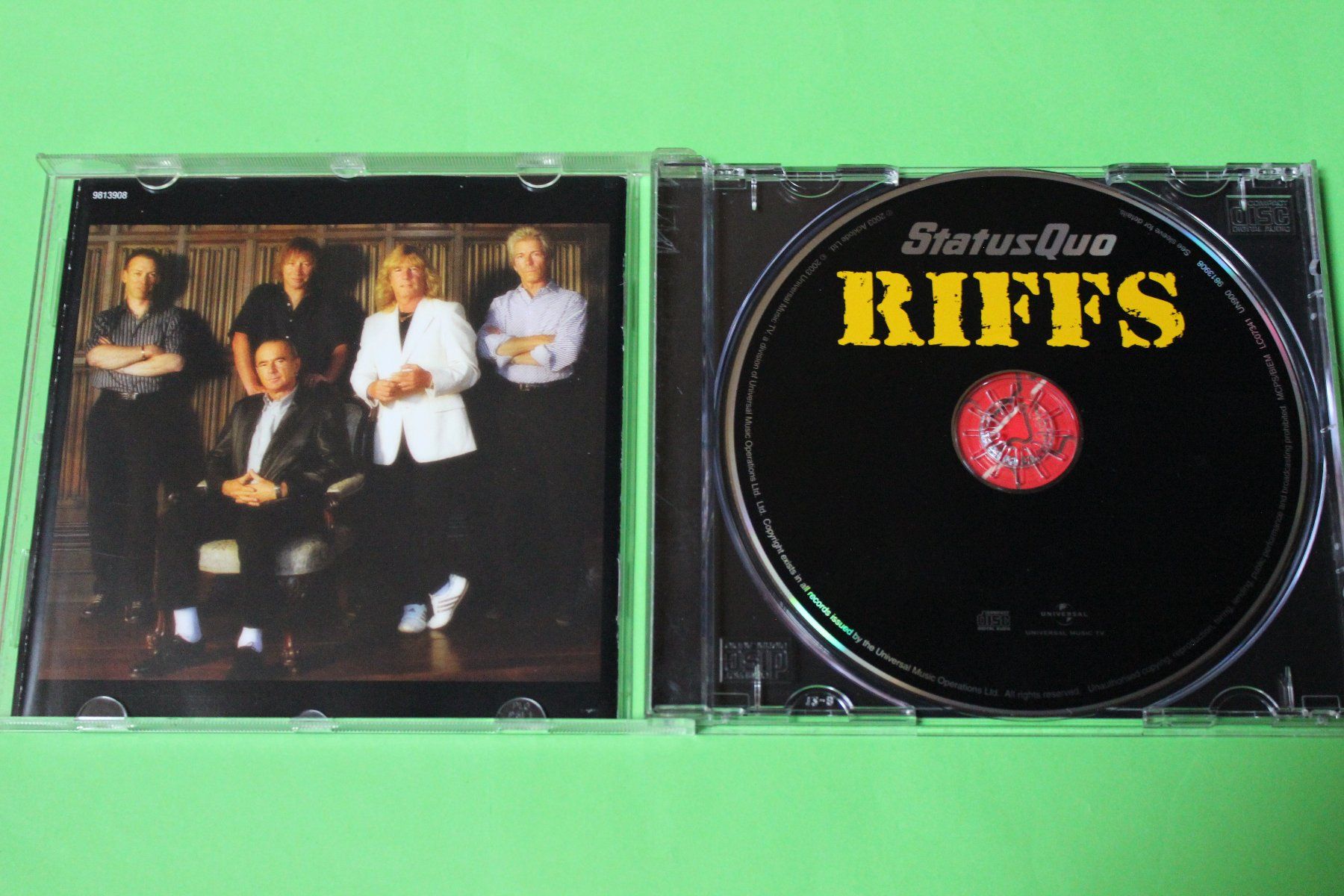 CD: STATUS QUO - RIFFS CD 2003 – Usato da Tübach venduto da JamesStone 3