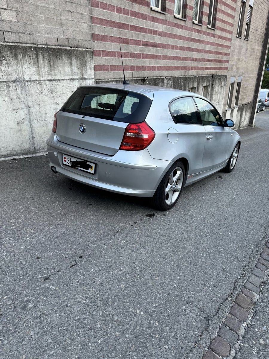 BMW Automobili: BMW 120i Automat  – Usato da Schaffhausen venduto da HR-Automotive 3
