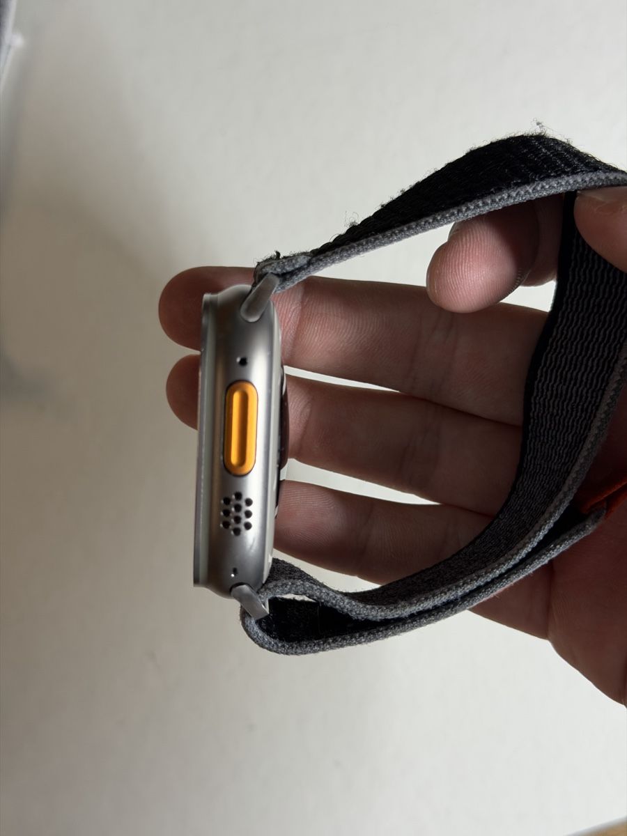 Apple Smartwatch: Apple Watch Ultra 49mm Defective – Defekt aus Chur von beverlyone 3