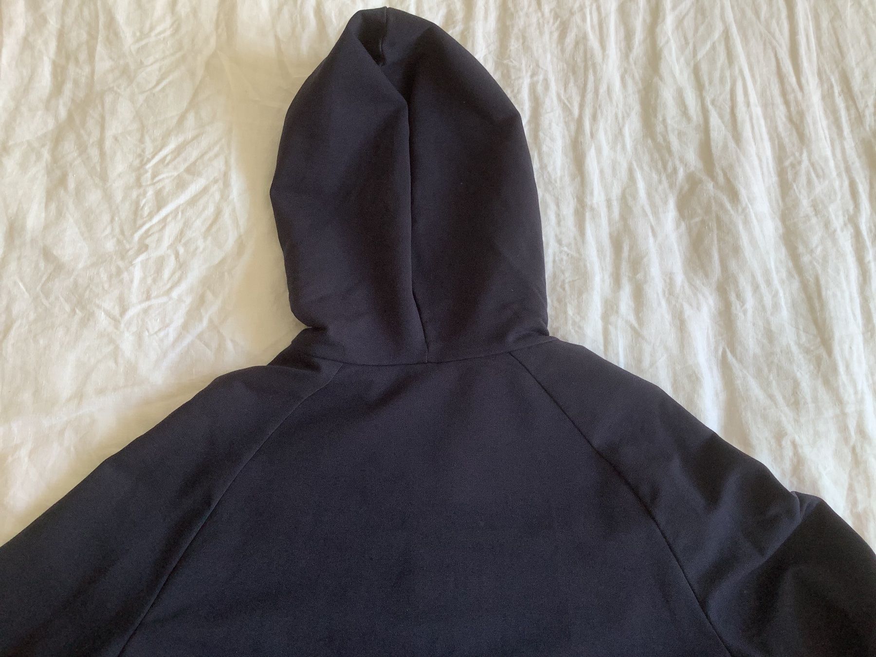 Armani Giacche: Kapuzenjacke, Hoodie, Armani – Usato da Zürich venduto da -Panoptikum- 3