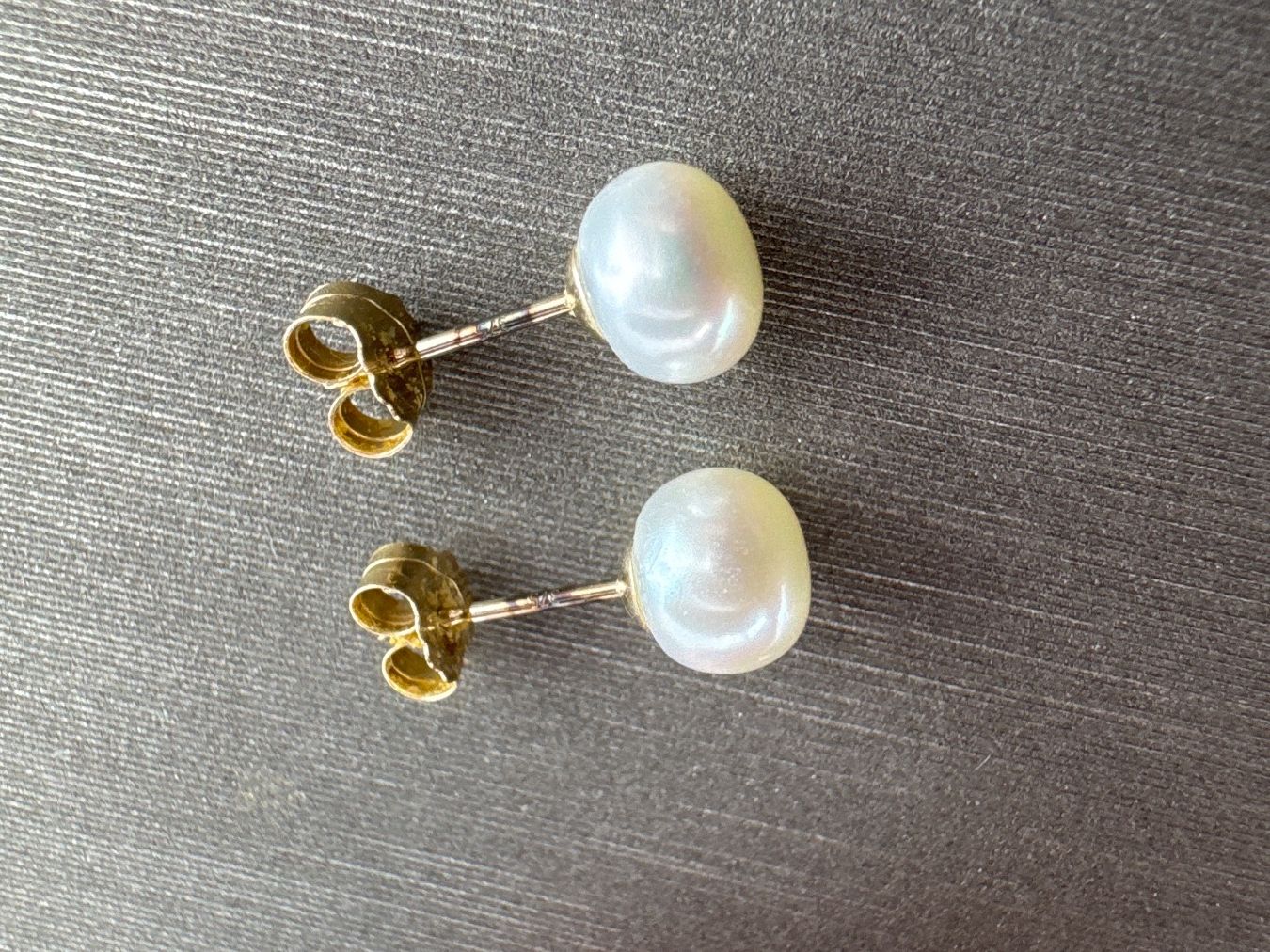 Ohrringe & -stecker: Ohrstecker 375 Gold – Gebraucht aus Niederuzwil von leo_8857 2