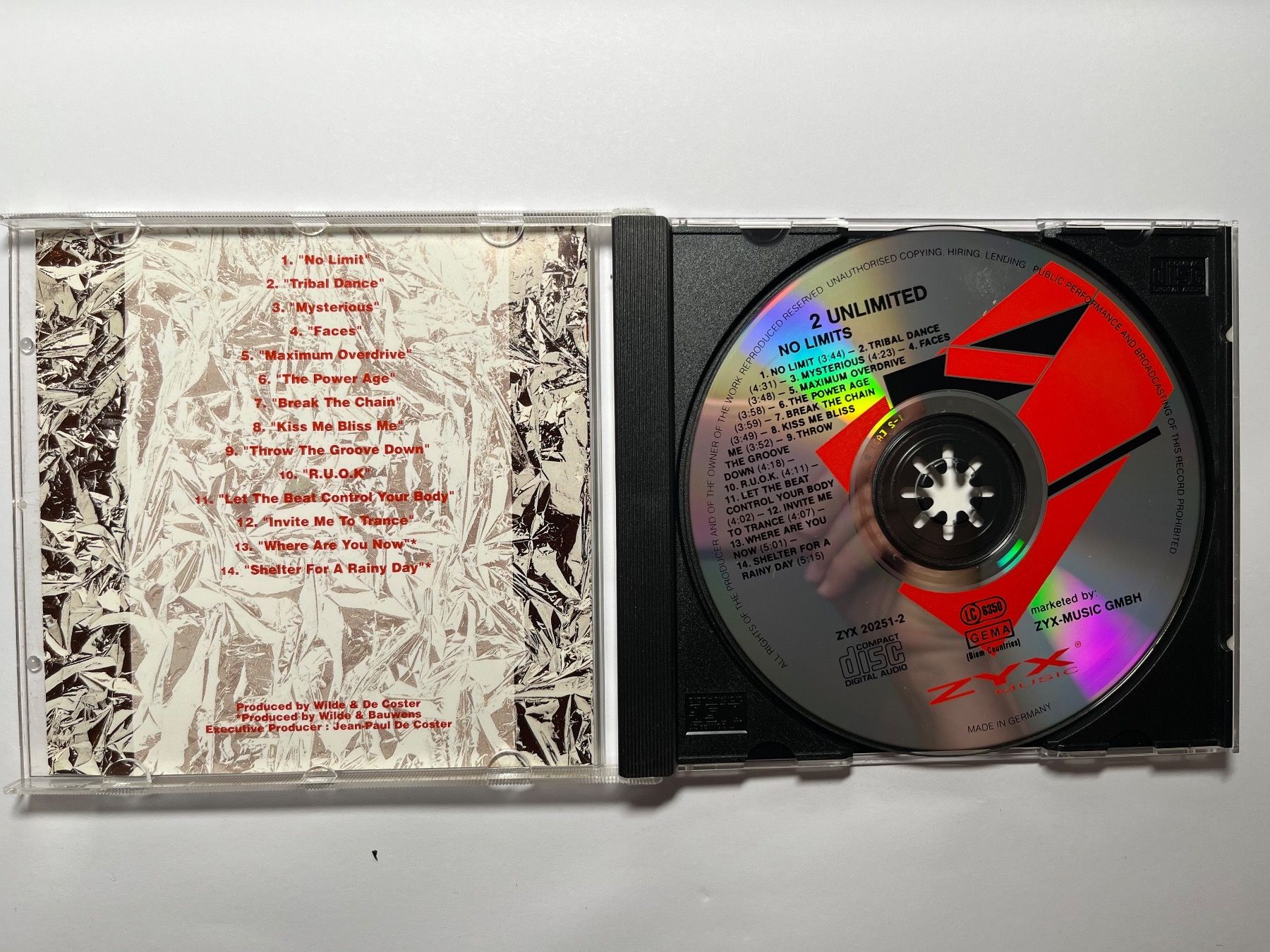 CDs: CD Limits - unlimited – D'occasion à Merenschwand par katerchen01 1