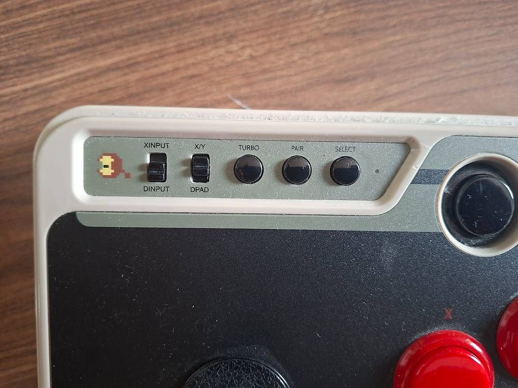 Controller: Bbitdo n30 joystick Arcade – Usato da Winterthur venduto da Tiara 1