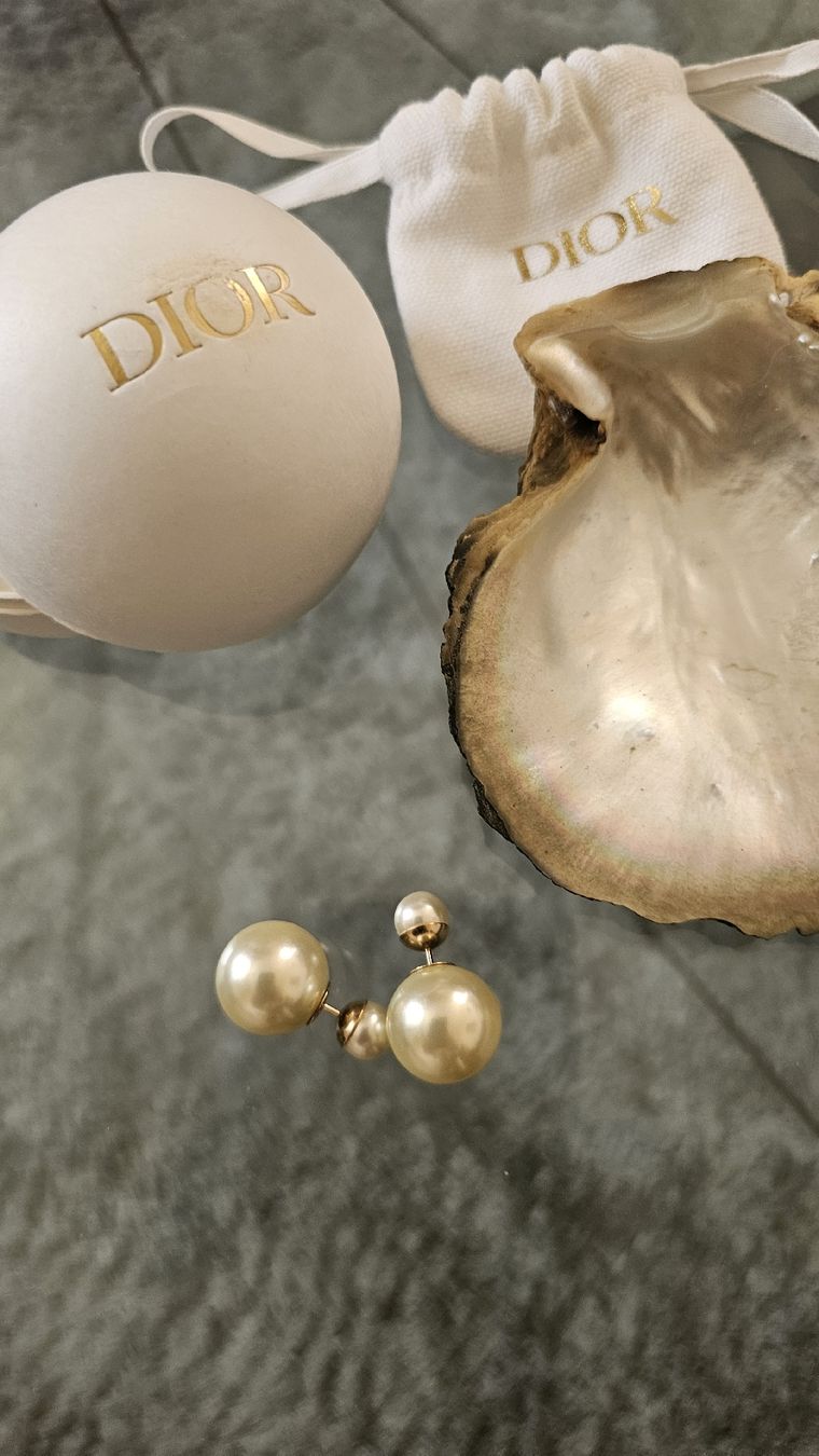 Dior Orecchini pendenti & Orecchini a lobo: DIOR PERLEN Ohrstecker – Nuovo (secondo la descrizione) da Olten venduto da Magnum2001 4