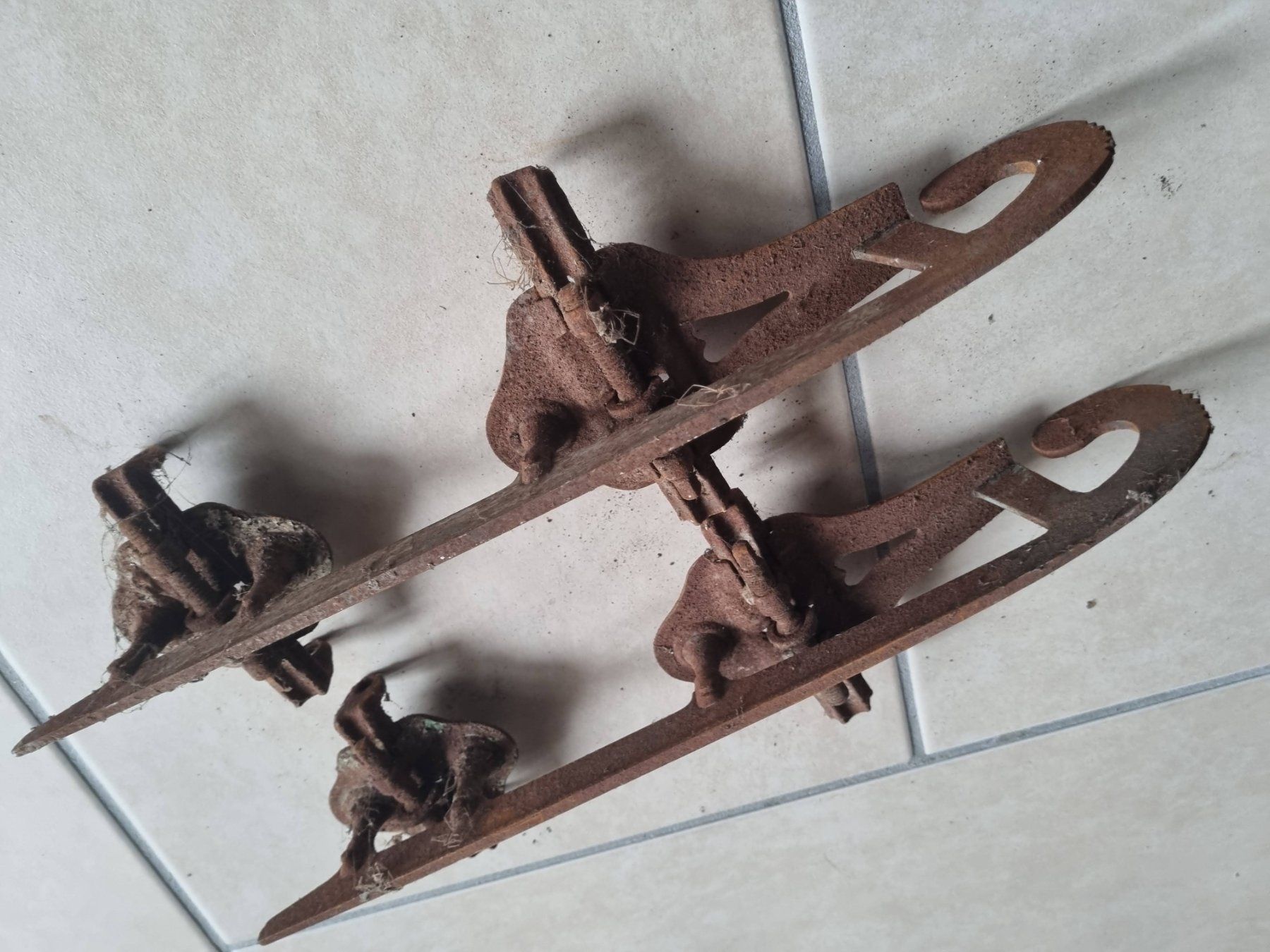 Pattini da ghiaccio: ein paar antike Schlittschuhe - um 1920 Eislauf Eisbahn – Usato da Reinach AG venduto da BrocanteAGSued 4