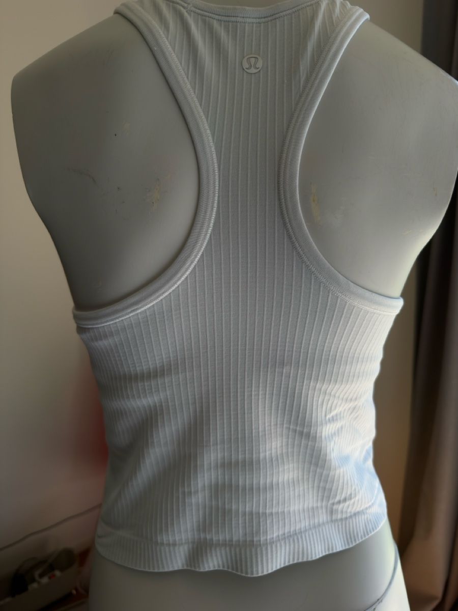 Lululemon Top: Lululemon Tanktop, ||Größe 8|| – Usato da Kilchberg ZH venduto da nad_6dwp 5