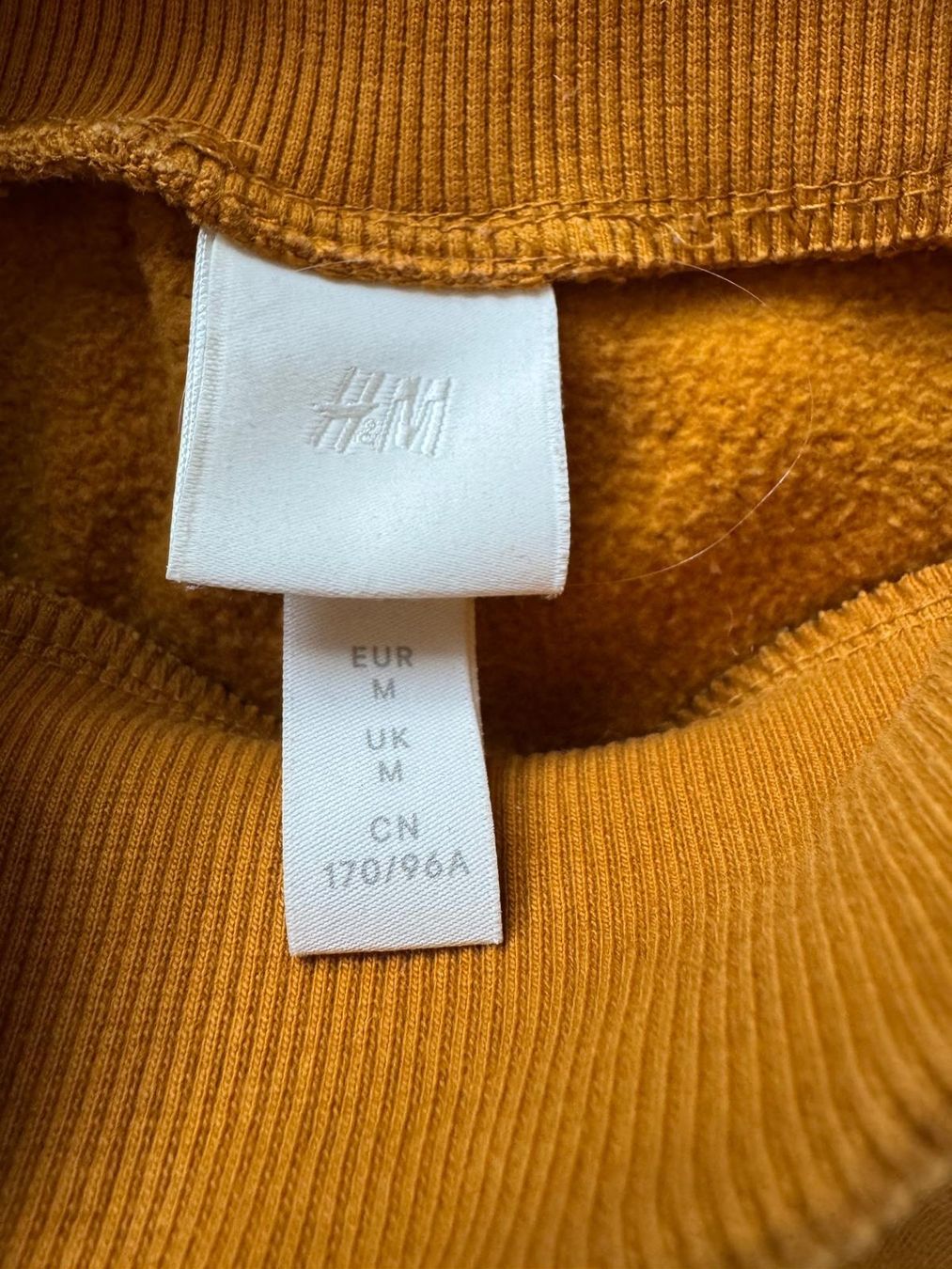 H&M Maglioni & Felpe: Pullover. Senffarbe. Grösse M. – Usato da Zürich venduto da Sunnyflower97 5
