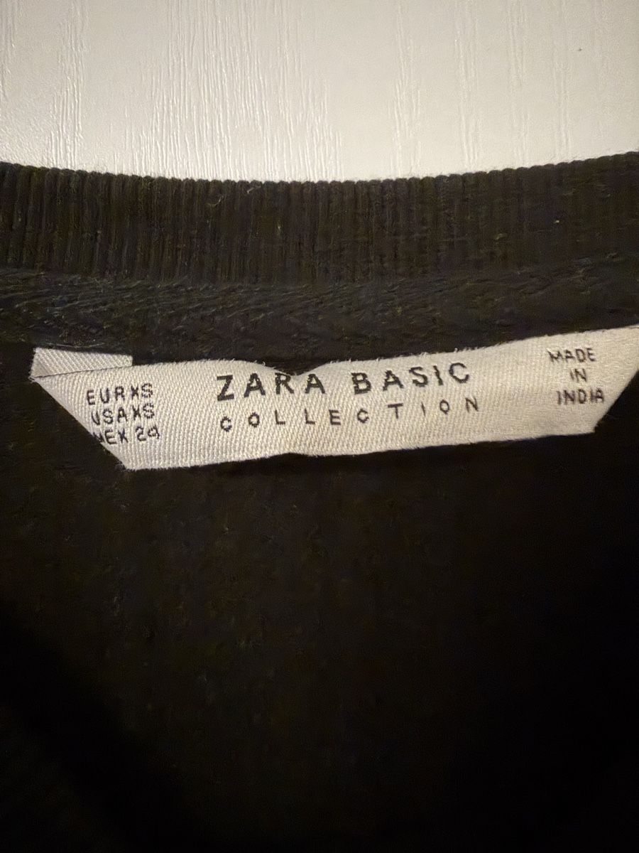 Zara Pullover & Sweatshirts: Maglia nera Zara con applicazioni  – Neu (gemäss Beschreibung) aus Muzzano von nat_x9hf 1