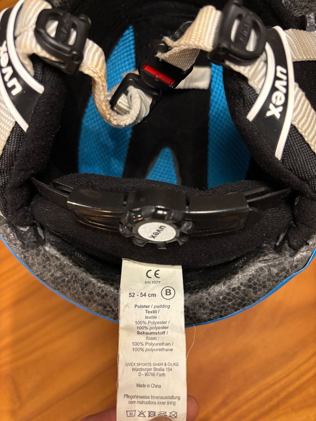 Uvex Helme: Uvex Skihelm Kinder - Grösse 52-54 cm – Gebraucht aus Zürich von Dries 4