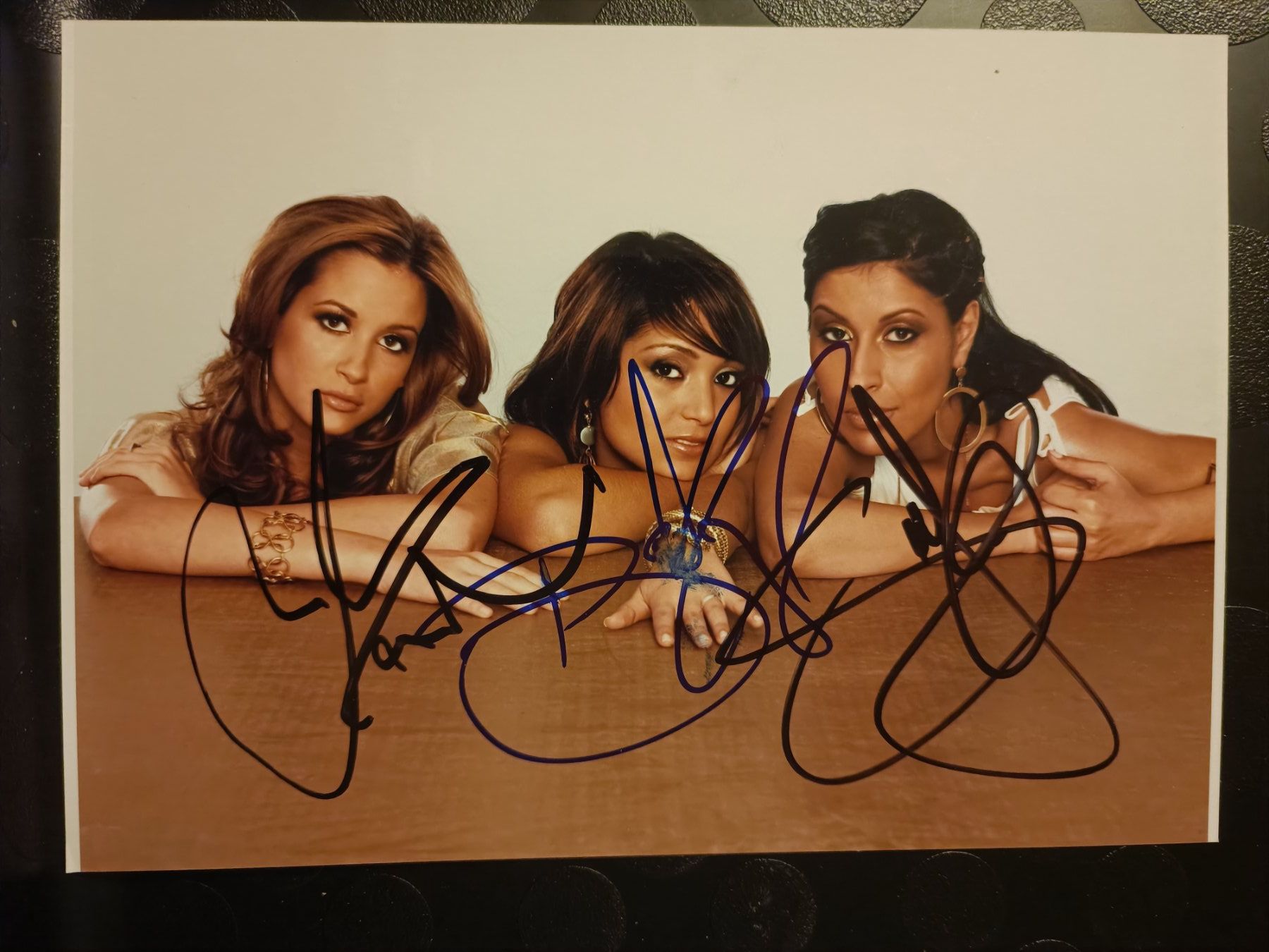 Autografi: Monrse - handsigniert 13x18 – Usato da Menziken venduto da Artographs