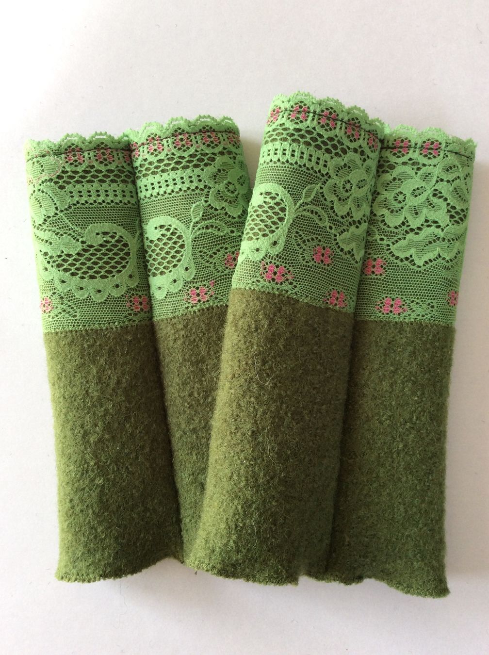 Handschuhe & Handstulpen: Armstulpen aus Walkstoff / Spitze – Neu und originalverpackt aus Birwinken von chez-erna 2