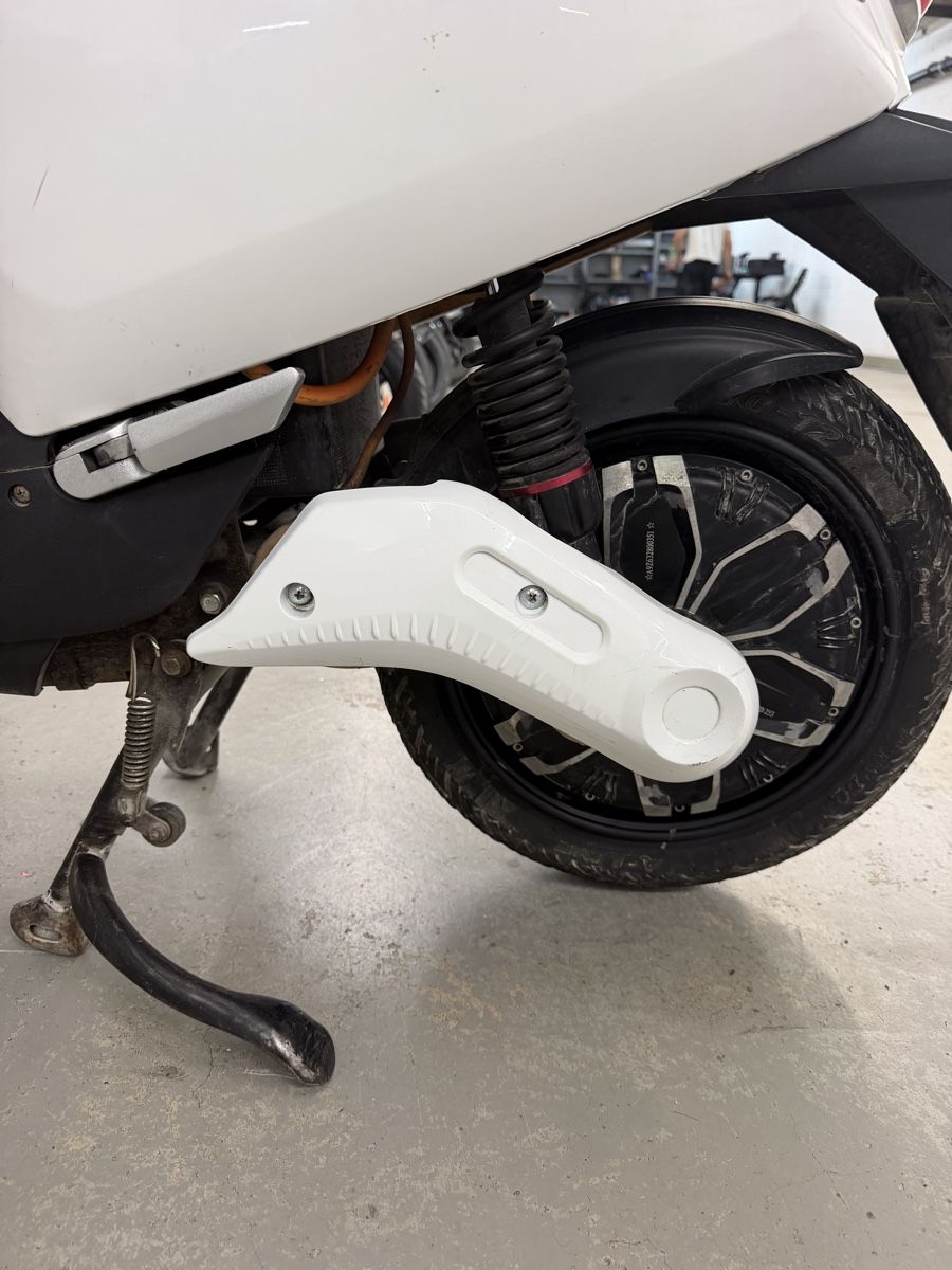 Scooters: E-Roller E-Scooter SunRa Crystal 2 Mit 2 Batterien Akku – Gebraucht aus Zürich von jul_tr2c 4