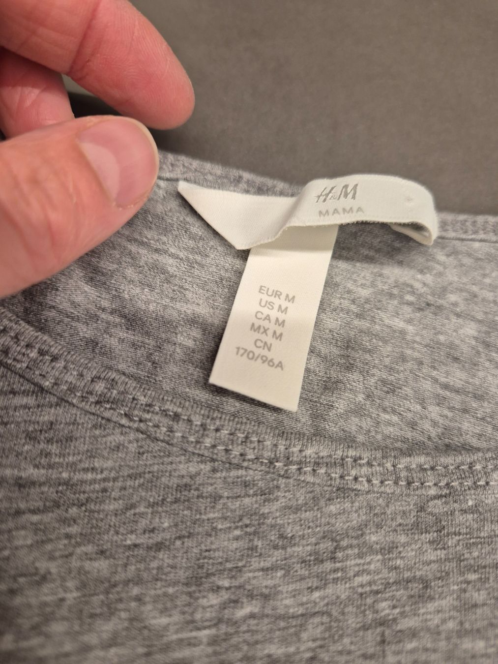 H&M Tops: Umstandstop H&M, Grösse M – D'occasion à Adliswil par monikas47 1