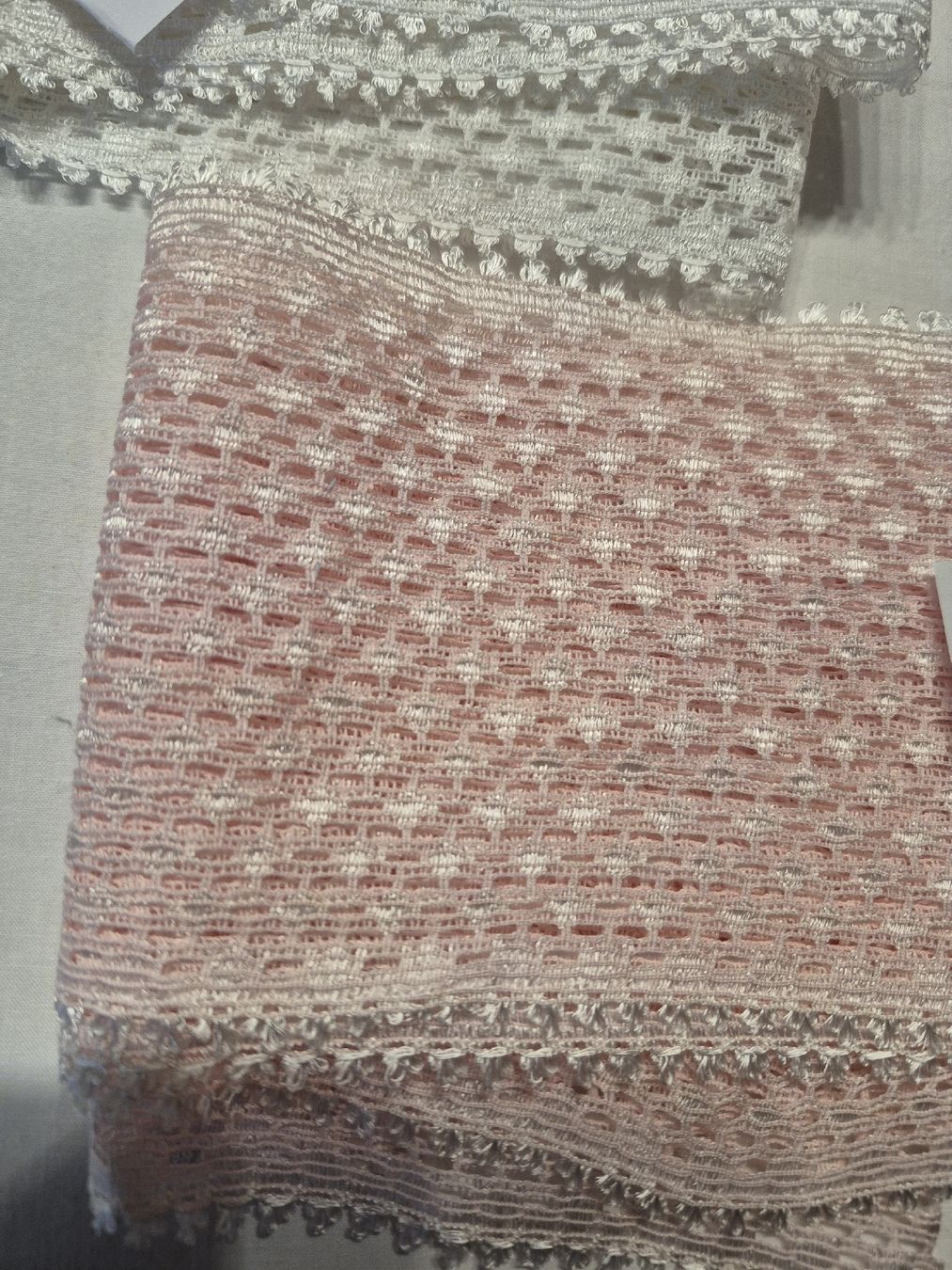Tessuti: diverses couleur de dentelle  – Nuovo e nell'imballaggio originale da Obermumpf venduto da Dadacaramel 2