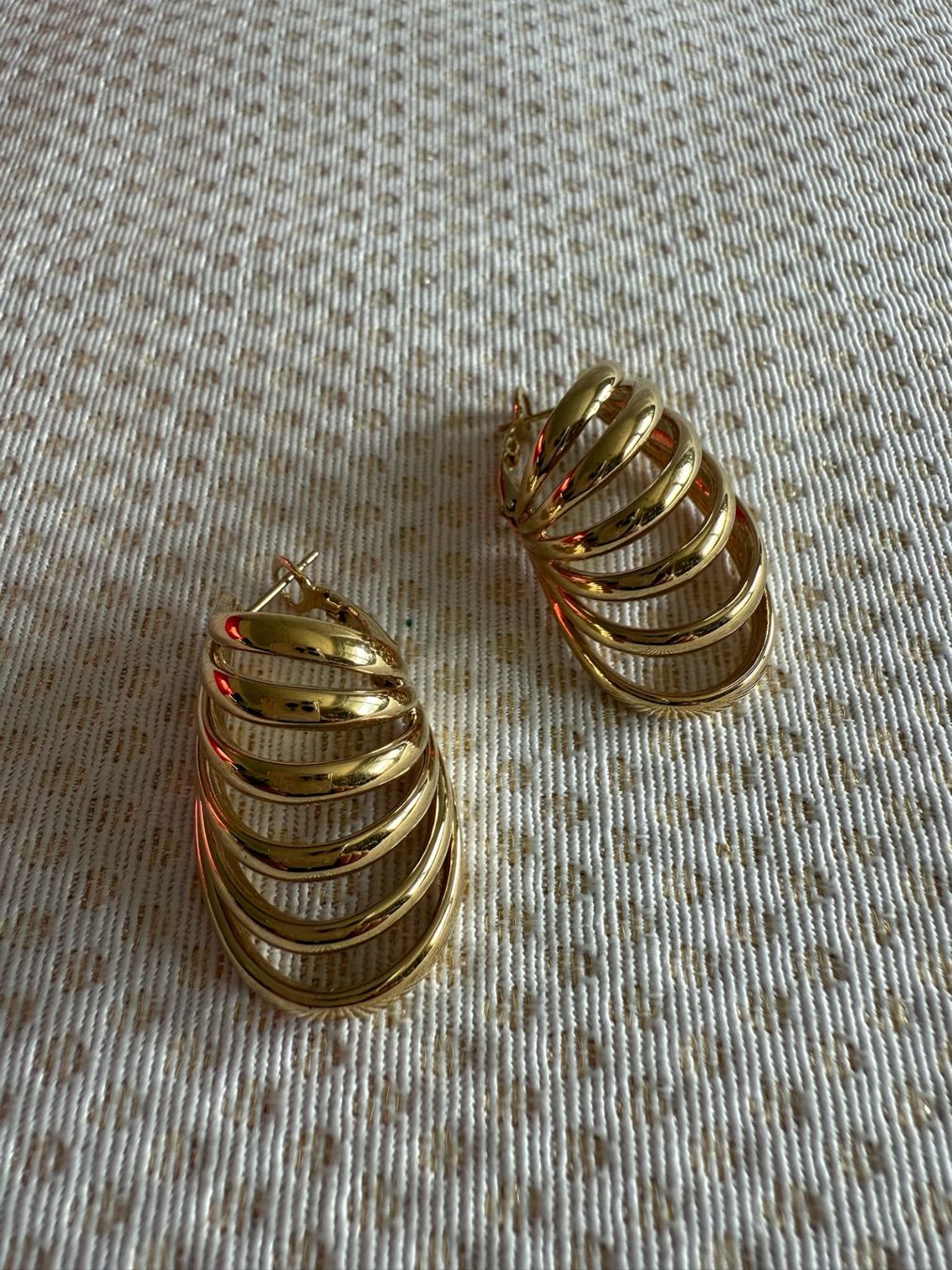 Ohrringe & -stecker: Boucles d'oreille - dorée – Gebraucht aus Sion von accroshoes 1