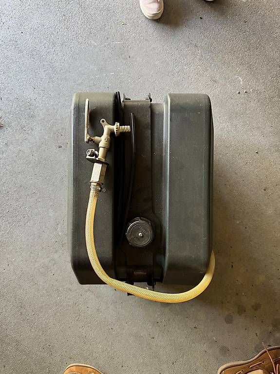 Tränken & Tröge: Front Runner Pro Wassertank  – Gebraucht aus Pfäffikon SZ von bas_pph5 3