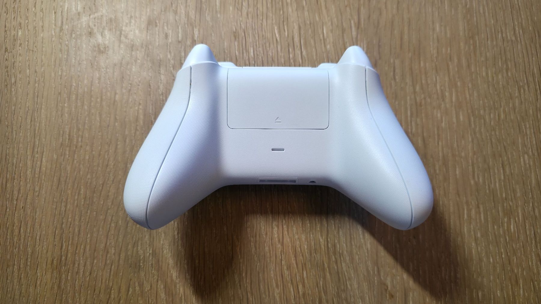 Microsoft Manettes: Gamer / Microsoft / Xbox Wireless Controller Robot White – Neuf (Voir description) à Sirnach par TheMrFreeman 2