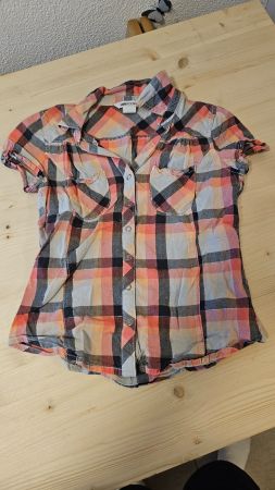 H&M Young Bluse Gr. 134, kariert, Top Zustand für Sommer!
