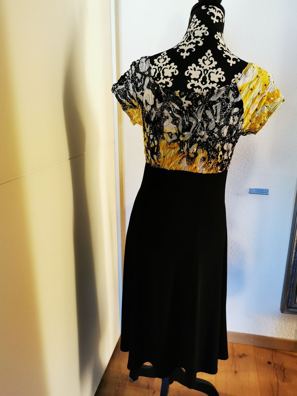 Kleider: Top Kleid von Frank Lyman – Neu (gemäss Beschreibung) aus Menziken von Giulietta1 2