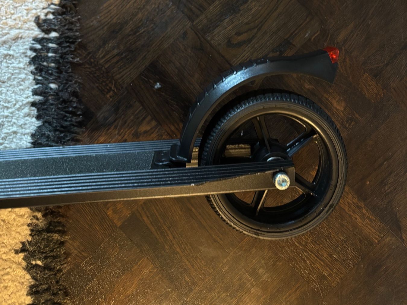 Kickboard: Trottinette électrique pliable - presque neuve! – Gebraucht aus Tartegnin von arr_k2sx 5