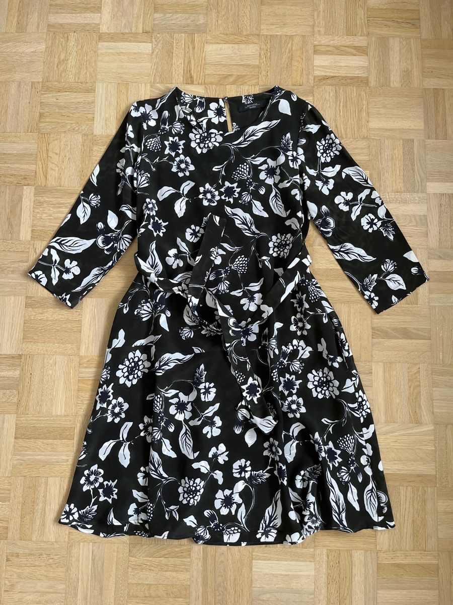 Max Mara Vestiti: Weekend Max Mara Kleid, Grösse 38, Blumenmuster, Top! – Usato da Zürich venduto da Kleanthy 4