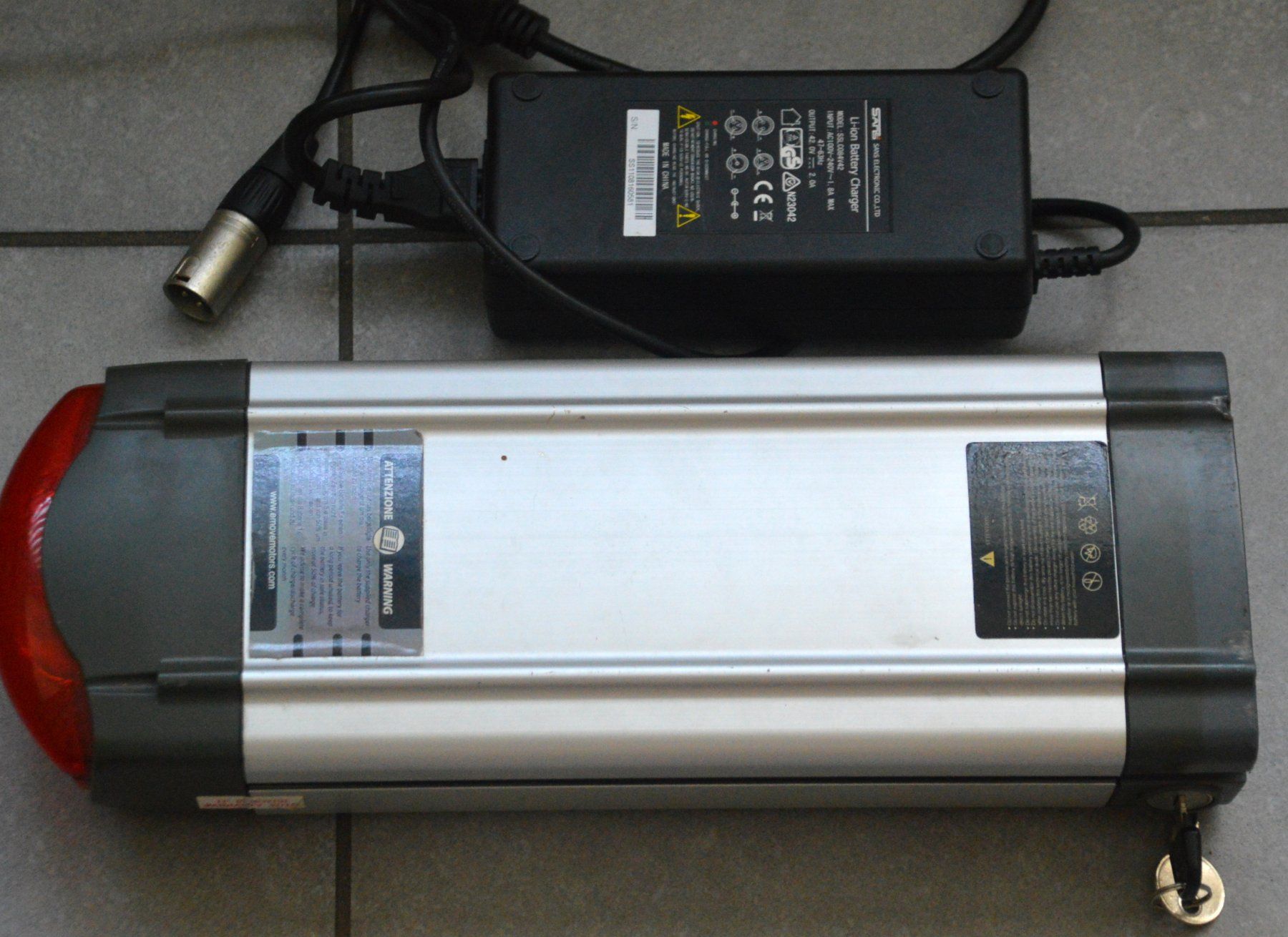 Batterie: E-bike batterie E-Move 36V Akku – Usato da Collonges venduto da arashee