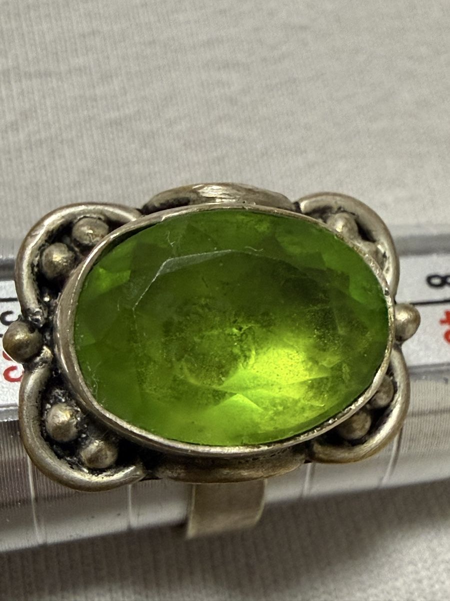 Ringe: Ring mit Peridot  – Gebraucht aus Oberhof von RealStone 7