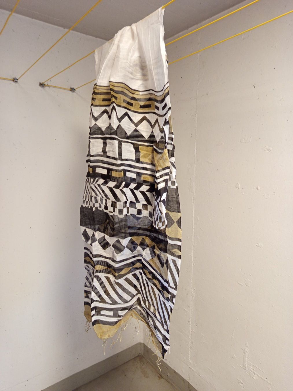 Foulards & écharpes: Leichte Leinen-Schal mit Muster! – D'occasion à Bassersdorf par alu_ps66