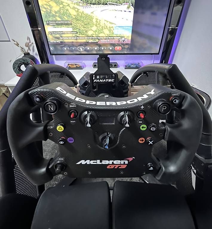 Giochi: Fanatec Sim Racing Komplett-Rig  – Usato da Wolfertswil venduto da paegi01 2
