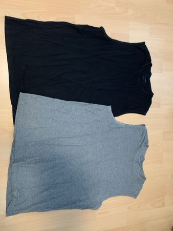 2 Muscle-Shirts Gr. XXL