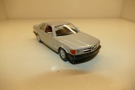 Burago 1:26: Mercedec Benz 600 SEC