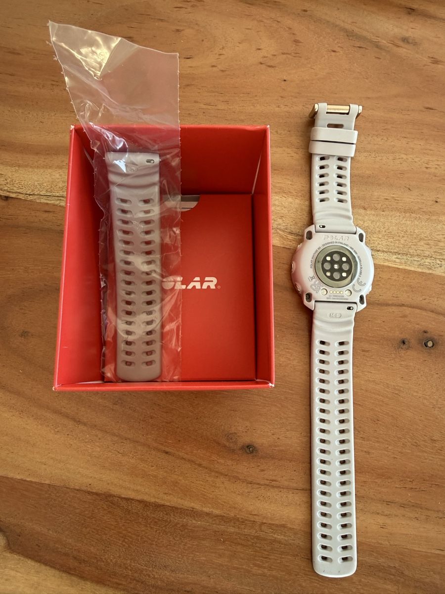 Polar Smartwatch: Montre connectée Polar Vantage M3 multisports – Neu (gemäss Beschreibung) aus Marly von Chassot04 2