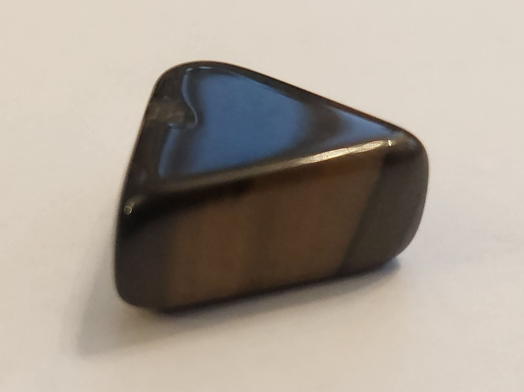 Ciondoli: Pendentif Oeil de Tigre Triangle Ambre – Nuovo (secondo la descrizione) da Territet venduto da Cenh 1