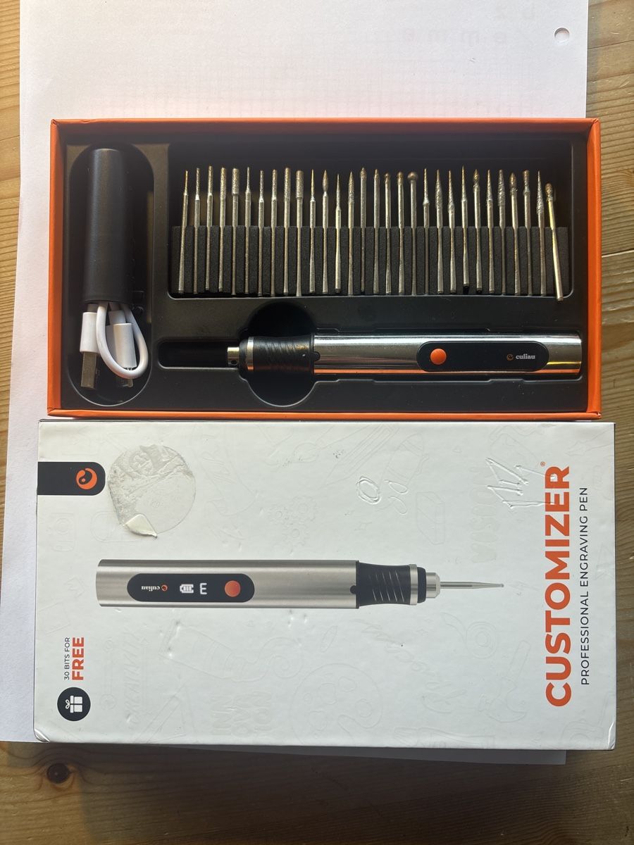 Tutti gli attrezzi: Gravurstift Cuiliau Customizer mit 30 Bits neuwertig – Usato da Bleiken venduto da Soeru03
