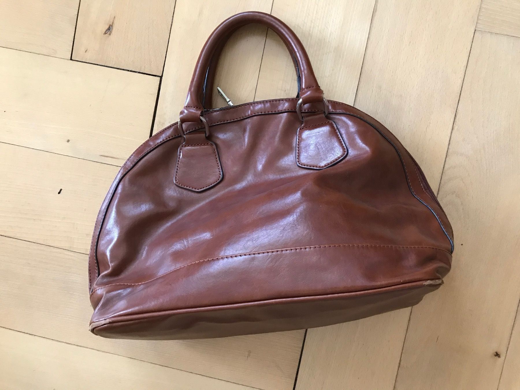 Borse da donna: Handtasche – Usato da Winterthur venduto da Gape1 2