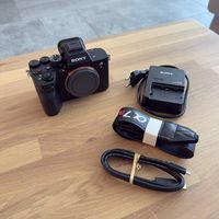 Sony A7R V Body (A7RV, A7R5, ~6349 Auslös., inkl. Garantie)