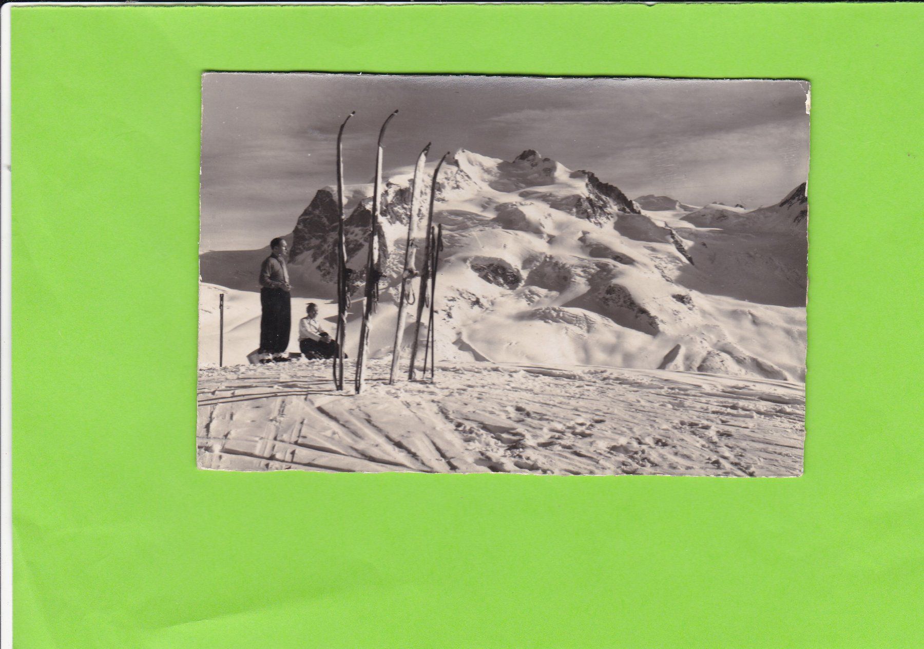 Cartoline postali: Monte Rosa vom Gornergrat-Skiläufer--E. Gyger – Usato da St. Peterzell venduto da neckertal