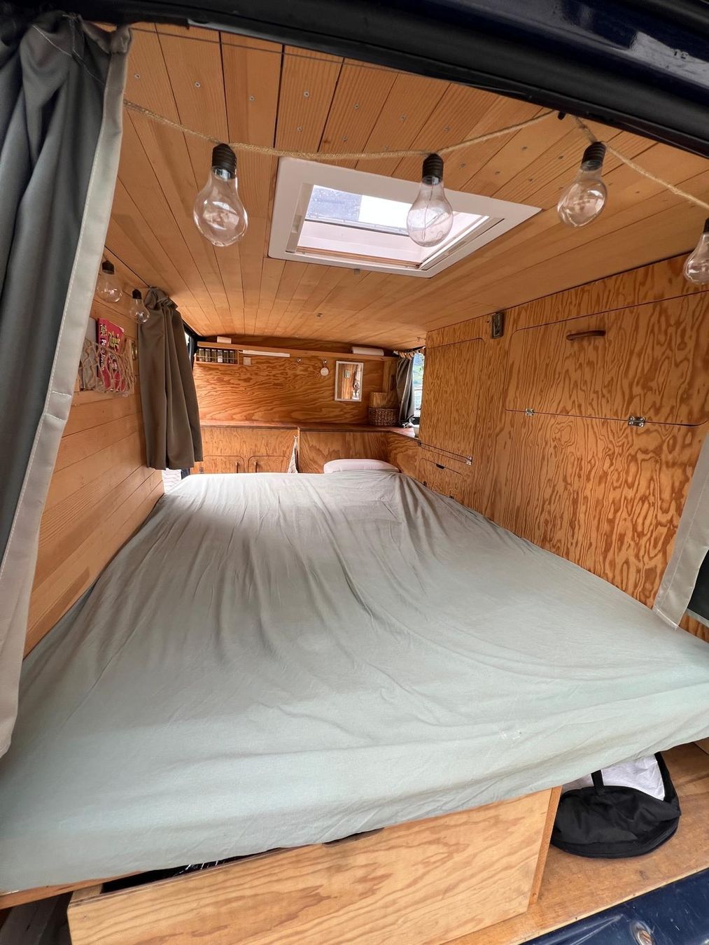 Ford Veicoli da campeggio: Ford Transit Camper, Ausbau mit Holz – Usato da Burgdorf venduto da tsc_mj78 3
