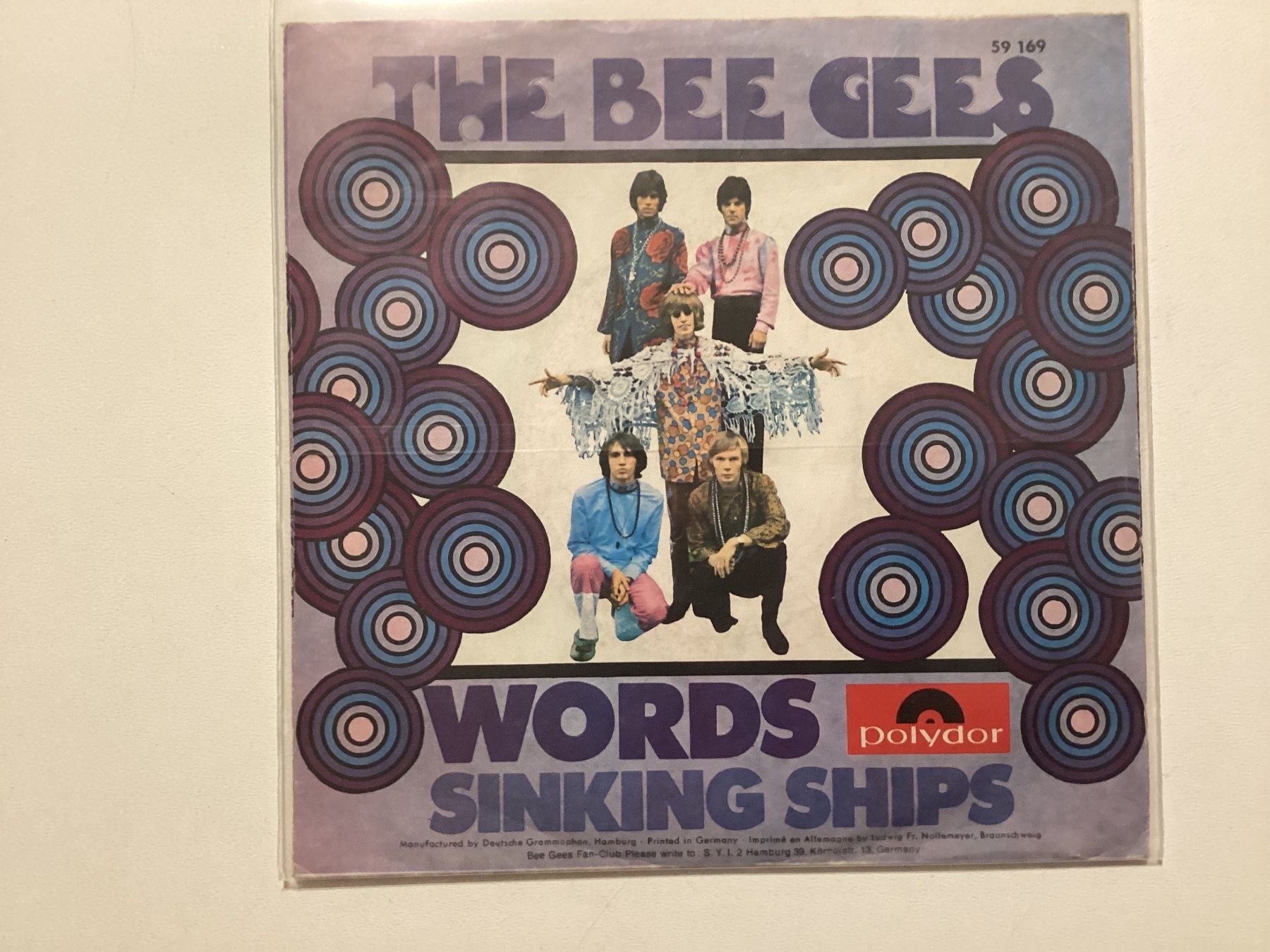 Dischi in vinile: Bee Gees Single - Words / Sinking Ships – Usato da Gutenswil venduto da Hamzian