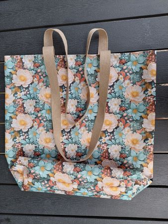 Tasche mit  Blumenmuster aus abwaschbarem aus Oxfortgewebe